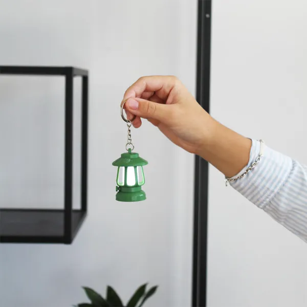 Breloc Luminos – Mini Felinar