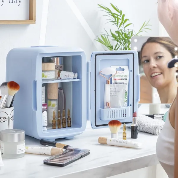 Mini Frigider pentru Cosmetice